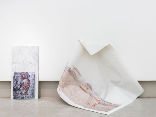 Beach & Beach 2018 Mexican white marble, c-print & inkjet print